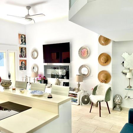 Magnolia Loft Marbella - Centro Ciudad Apartment Luaran gambar