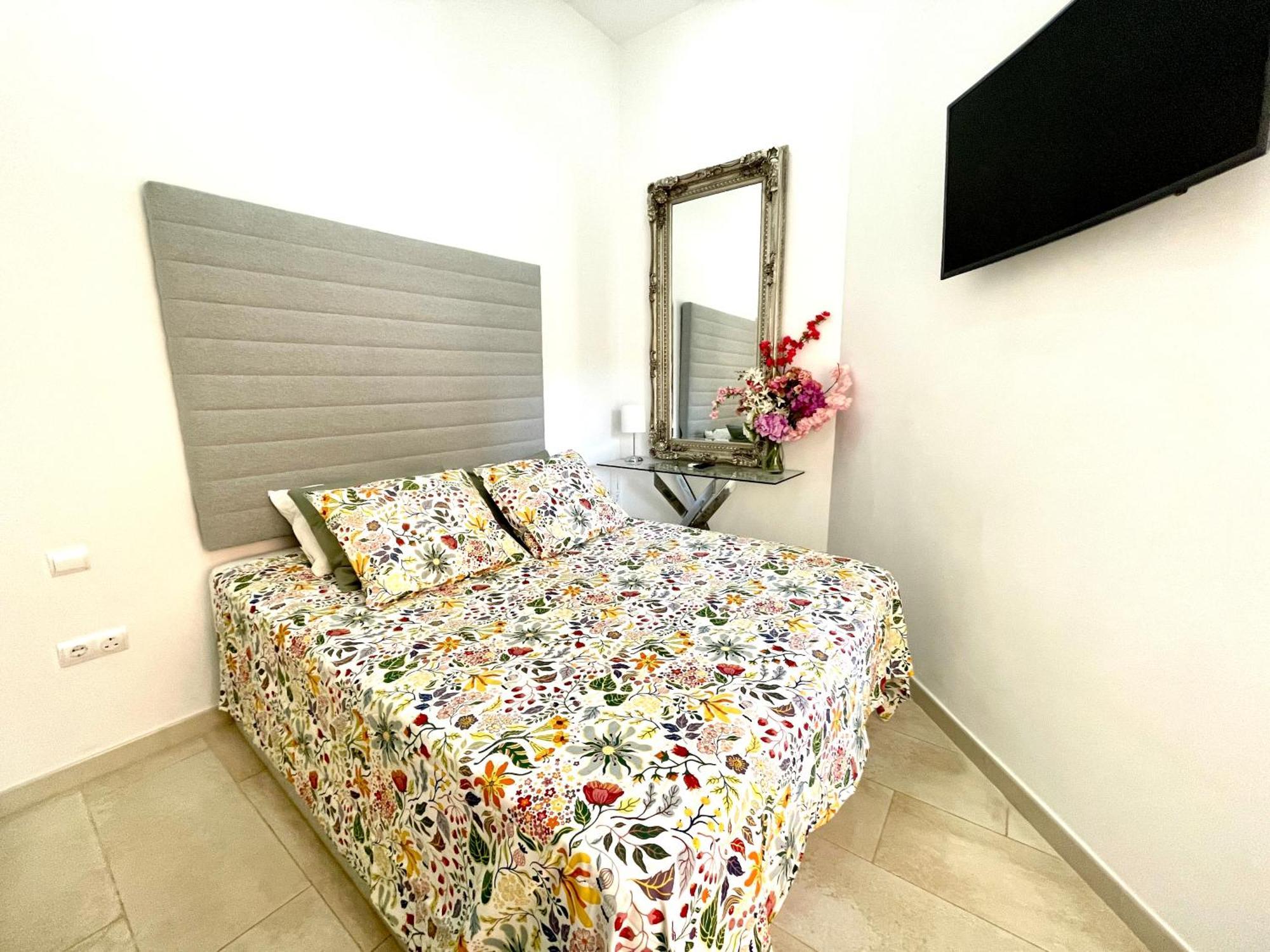 Magnolia Loft Marbella - Centro Ciudad Apartment Luaran gambar